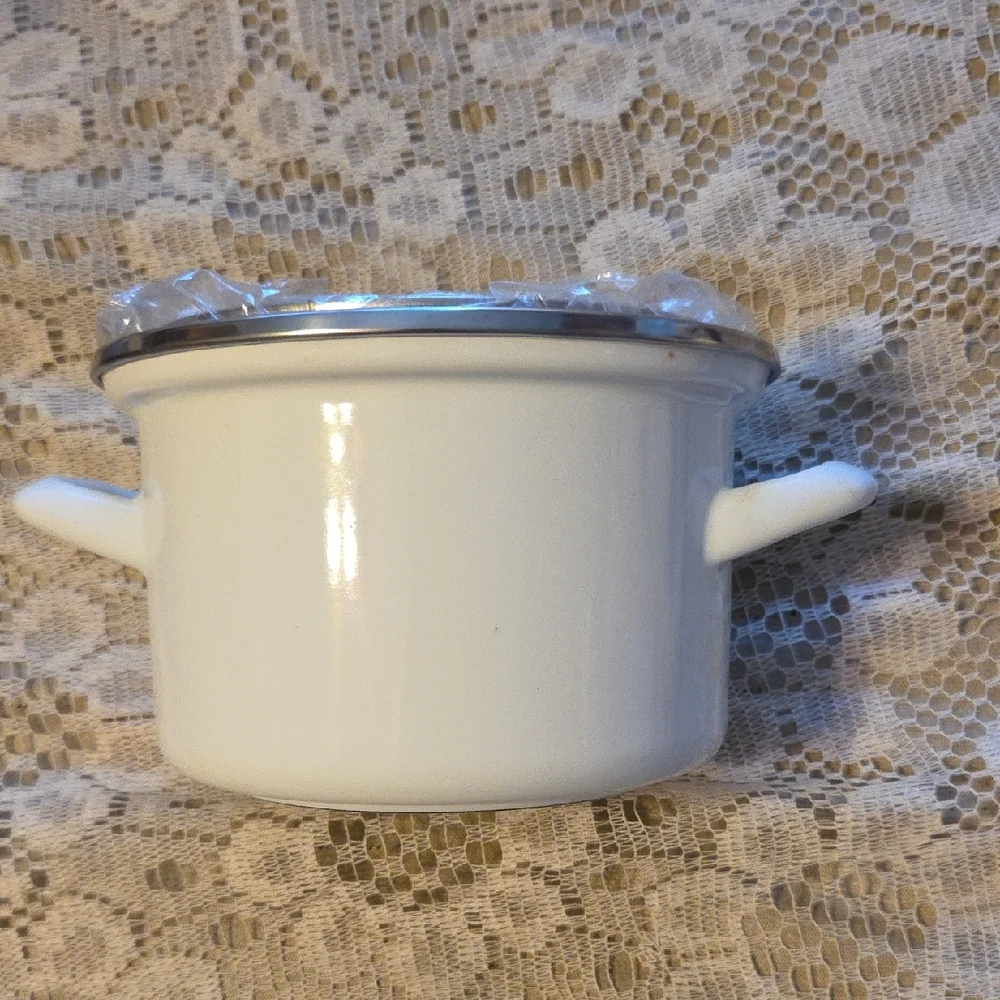 White Soup Pot with Glass Warming Stand - Picture 5 of 11